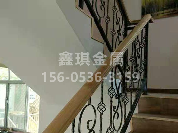 楼梯扶手