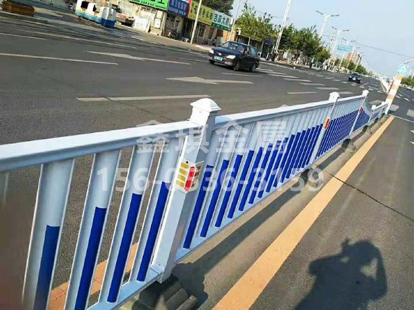 道路护栏