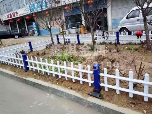 草坪护栏